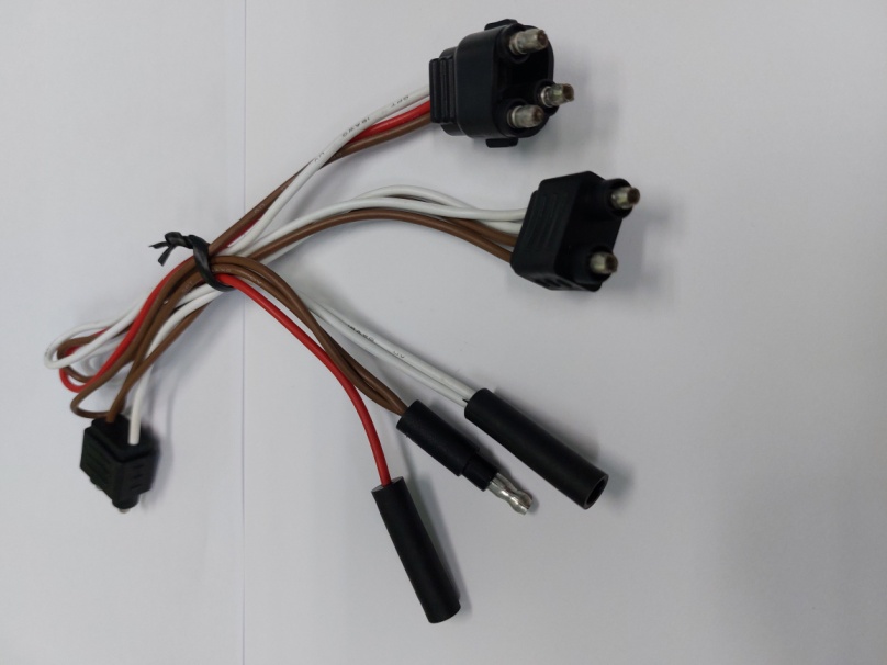 GPT/排線+PVC接頭 車用線組產品照片